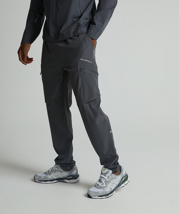 Avento 74pn Running Long – Pantaloni Lunghi Unisex Da Corsa Con Tasche E Rifrangenti (Nero)