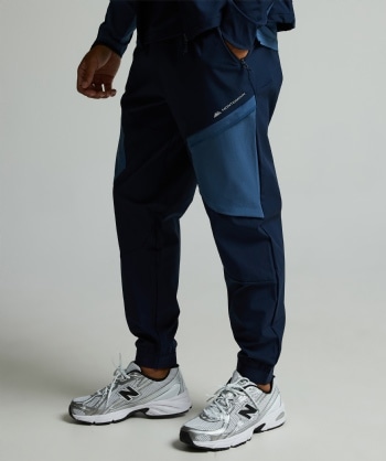 Dynamic 2.0 Woven Pant | Jet Black / Iron Gate | Monterrain